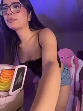 Emily-14 online show from July 8, 4:06 am