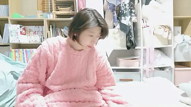 morikawa sayaka online show from March 17, 12:30 pm