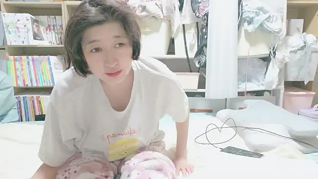 Snapshot of morikawa_sayaka chatting on June 19, 12:31 pm morikawa sayaka online show from June 19, 12:31 pm