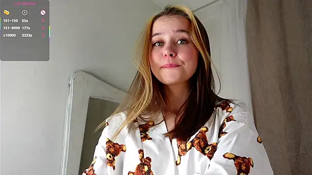 FalineDowlen online show from January 16, 2:30 am