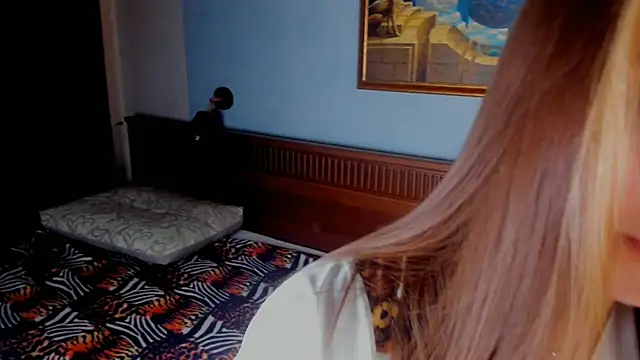 FalineDowlen online show from February 17, 4:20 am