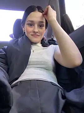 Mia Mia M online show from February 21, 12:50 pm