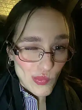 Mia Mia M online show from February 26, 5:56 pm