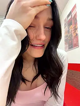 Snapshot of Mia_Mia_M chatting on July 23, 4:38 pm Mia Mia M online show from July 23, 4:38 pm