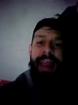 Snapshot of jolesin chatting on December 11, 6:20 pm jolesin online show from December 11, 6:20 pm