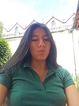 CarlaAlvez online show from April 27, 4:38 pm