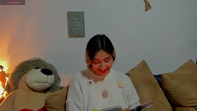 cuteweed420 online show from August 3, 10:57 pm
