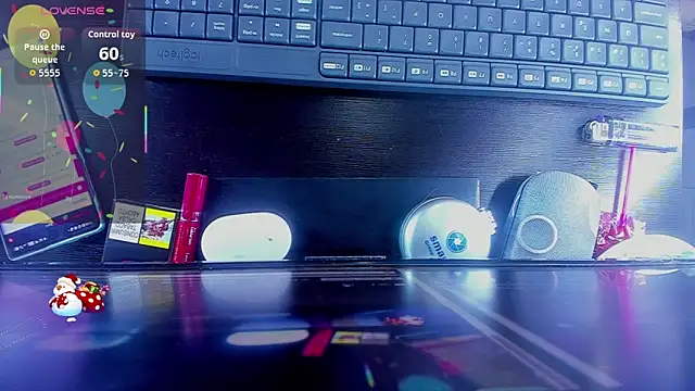 Snapshot of _lara1 chatting on March 5, 7:43 pm lara1 online show from March 5, 7:43 pm