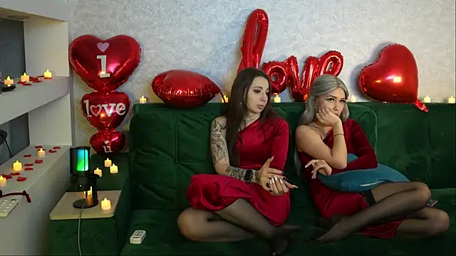 BestModelsDuo online show from February 15, 4:47 am