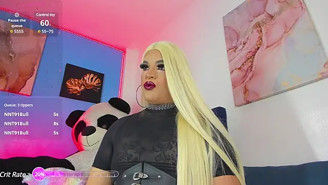 Snapshot of Missisabella_ chatting on January 10, 4:22 am Missisabella online show from January 10, 4:22 am