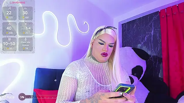 Snapshot of Missisabella_ chatting on March 15, 1:08 am Missisabella online show from March 15, 1:08 am