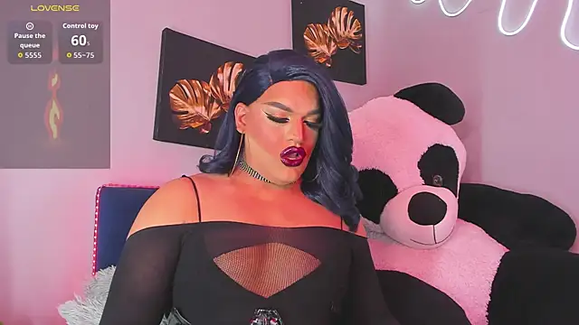 Snapshot of Missisabella_ chatting on October 7, 1:14 am Missisabella online show from October 7, 1:14 am