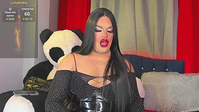 Snapshot of Missisabella_ chatting on October 15, 1:28 am Missisabella online show from October 15, 1:28 am