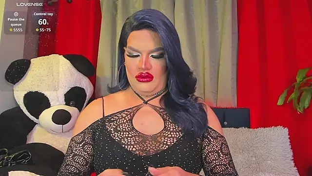 Snapshot of Missisabella_ chatting on October 17, 1:20 am Missisabella online show from October 17, 1:20 am