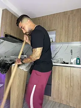 Snapshot of Sweet_and_caramel chatting on January 29, 3:04 pm Sweet and caramel online show from January 29, 3:04 pm