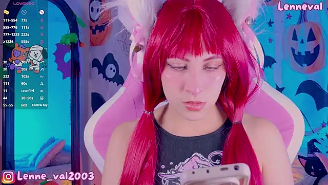 Snapshot of Lenneval1 chatting on October 17, 2:26 am Lenneval1 online show from October 17, 2:26 am