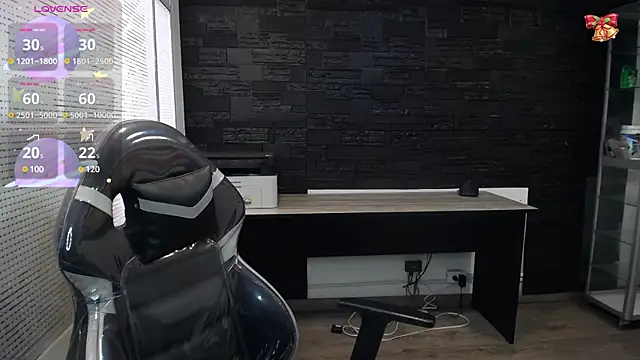 Snapshot of SaraBraun_ chatting on December 26, 4:47 pm SaraBraun online show from December 26, 4:47 pm