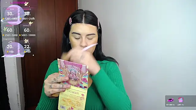 Snapshot of SaraBraun_ chatting on January 9, 1:02 pm SaraBraun online show from January 9, 1:02 pm