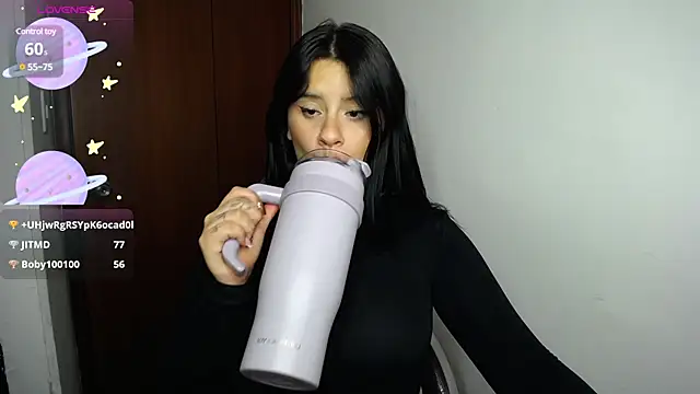 Snapshot of SaraBraun_ chatting on January 20, 6:53 pm SaraBraun online show from January 20, 6:53 pm