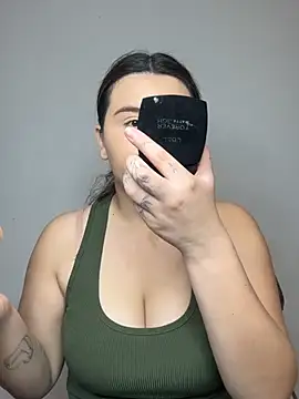 SaraBraun  online show from February 5, 6:01 pm