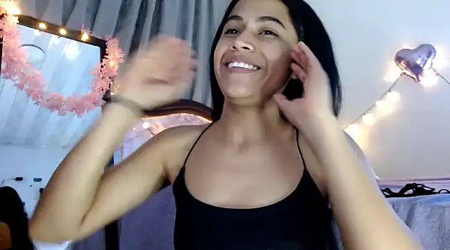 brihanna lena online show from December 26, 4:53 am