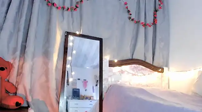 brihanna lena online show from January 23, 3:58 am