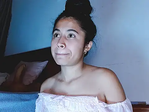 brihanna lena online show from May 25, 5:24 am