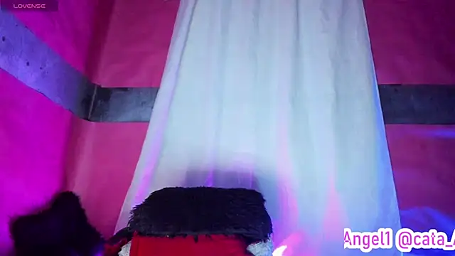 Cata-angel online show from March 11, 12:00 am