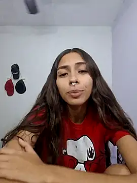 Snapshot of Jazmin-Cerezita chatting on March 19, 10:20 pm Jazmin-Cerezita online show from March 19, 10:20 pm