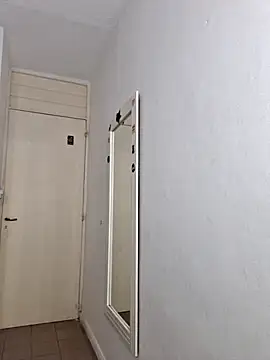 Snapshot of Jazmin-Cerezita chatting on December 5, 12:08 am Jazmin-Cerezita online show from December 5, 12:08 am