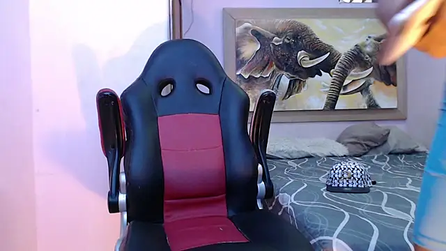 Snapshot of mr_stiven_ chatting on March 2, 2:19 am mr stiven  online show from March 2, 2:19 am