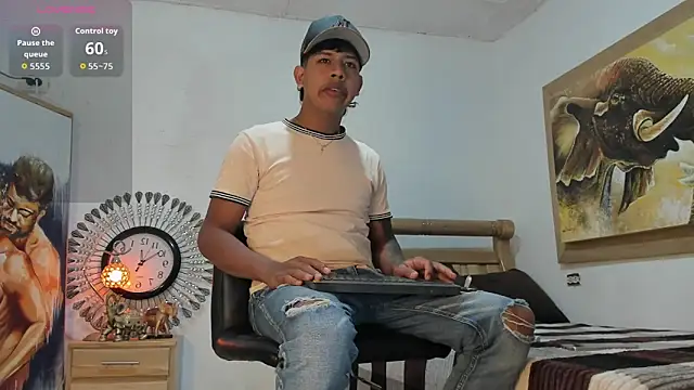 mr stiven  online show from April 23, 2:57 am
