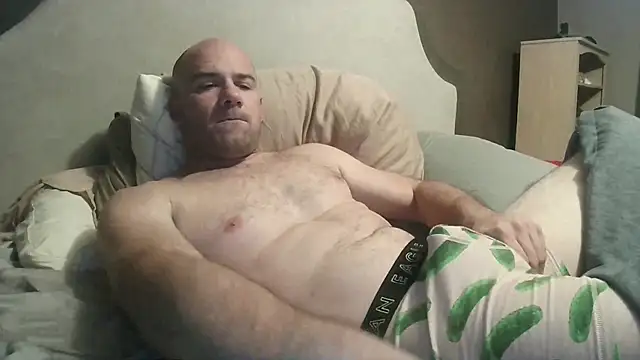 Nickj630 online show from October 16, 4:02 am