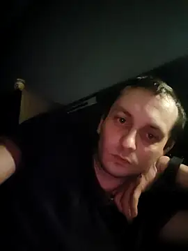 Snapshot of Kondzio chatting on November 14, 11:46 pm Kondzio online show from November 14, 11:46 pm