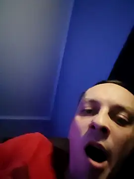 Snapshot of Kondzio chatting on December 1, 10:37 pm Kondzio online show from December 1, 10:37 pm