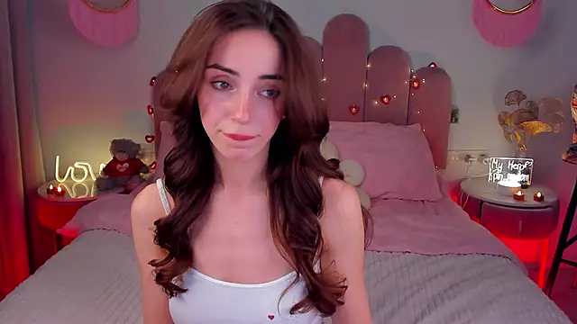 ElsaYoung online show from February 18, 8:25 pm