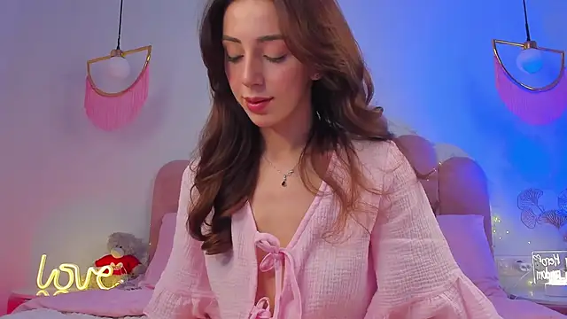 ElsaYoung online show from March 14, 8:28 pm