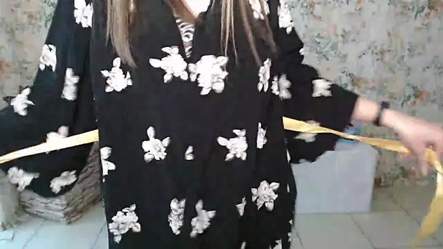 Snapshot of Lina_Star_S chatting on February 4, 10:21 am Lina Star S online show from February 4, 10:21 am