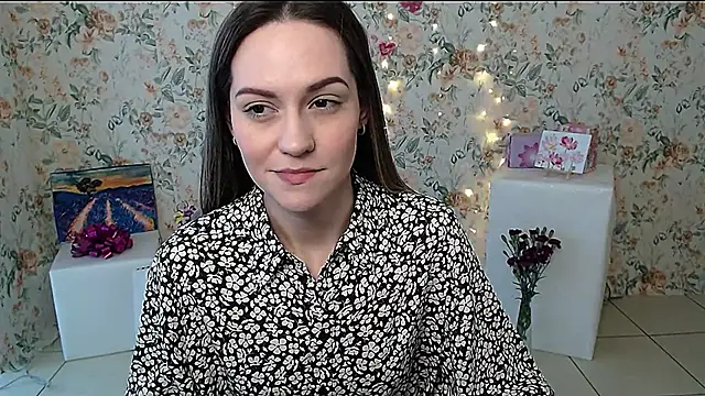 Snapshot of Lina_Star_S chatting on March 1, 7:41 am Lina Star S online show from March 1, 7:41 am