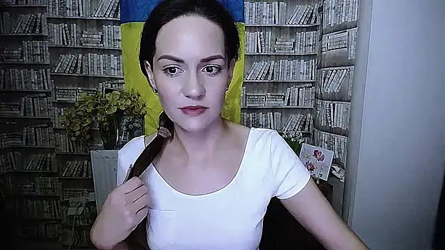 Snapshot of Lina_Star_S chatting on November 11, 9:20 am Lina Star S online show from November 11, 9:20 am