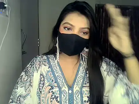 Snapshot of ishi_Beauty chatting on October 27, 5:33 am ishi Beauty online show from October 27, 5:33 am