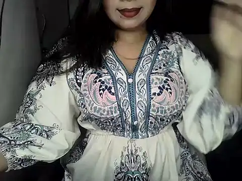 ishi Beauty online show from April 30, 4:30 am