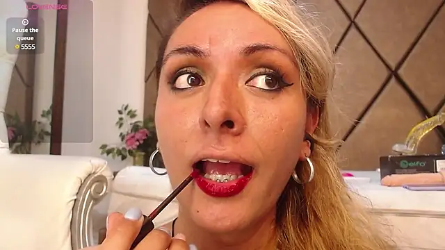 LunitaDiva online show from January 29, 12:24 pm