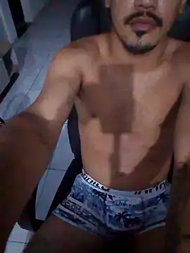 44corninho online show from December 12, 9:48 pm