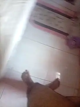 Pretordr online show from March 6, 9:39 am