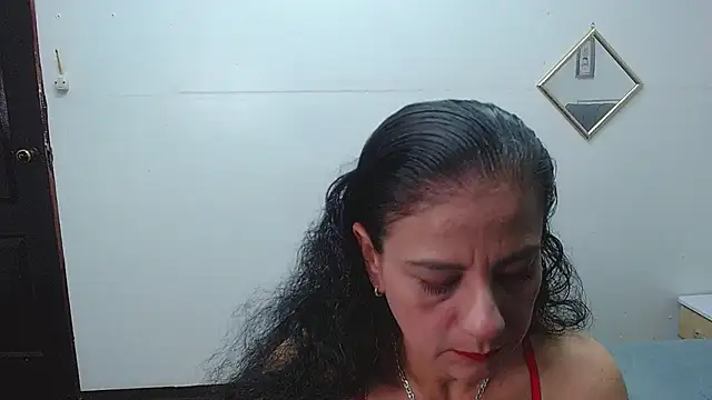 sasi luna online show from February 21, 2:38 pm