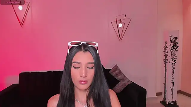 BellaCarteer  online show from October 3, 11:51 am