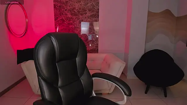 BellaCarteer  online show from October 28, 12:30 pm