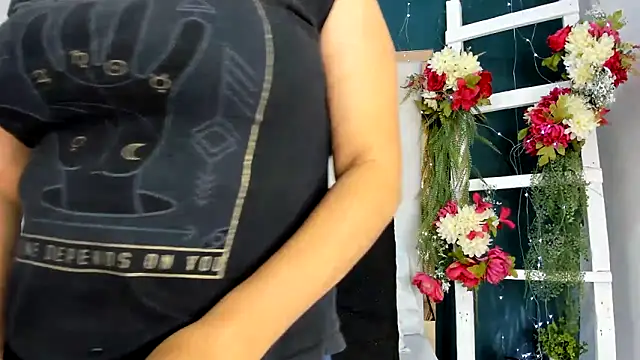 Snapshot of africa_holmes chatting on November 12, 2:23 am africa holmes online show from November 12, 2:23 am