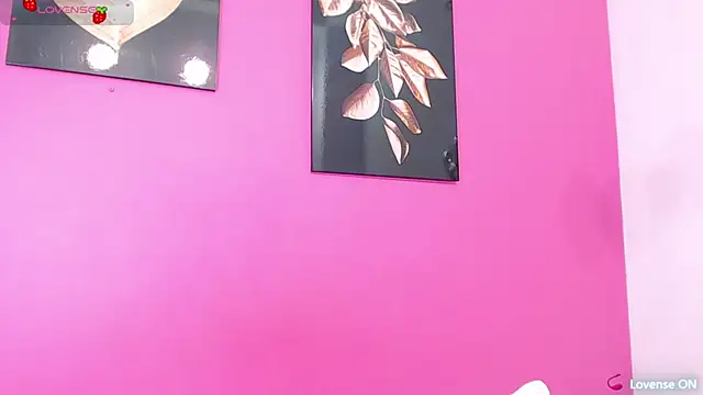 kinkyandsavage online show from February 8, 7:49 pm